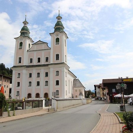 Apartament Luxury Penthouse With Balcony Ski Storage Carport Lift Brixen im Thale Zewnętrze zdjęcie