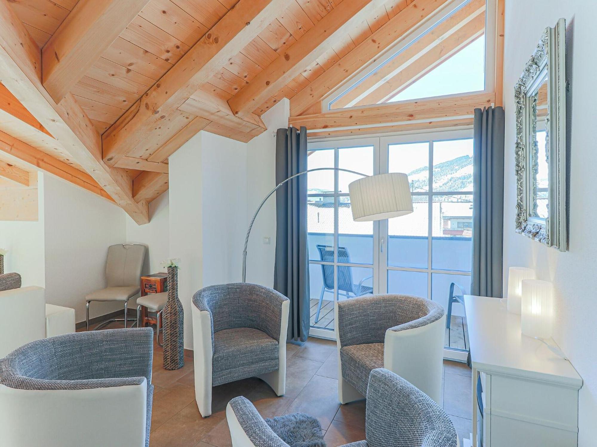 Apartament Luxury Penthouse With Balcony Ski Storage Carport Lift Brixen im Thale Zewnętrze zdjęcie