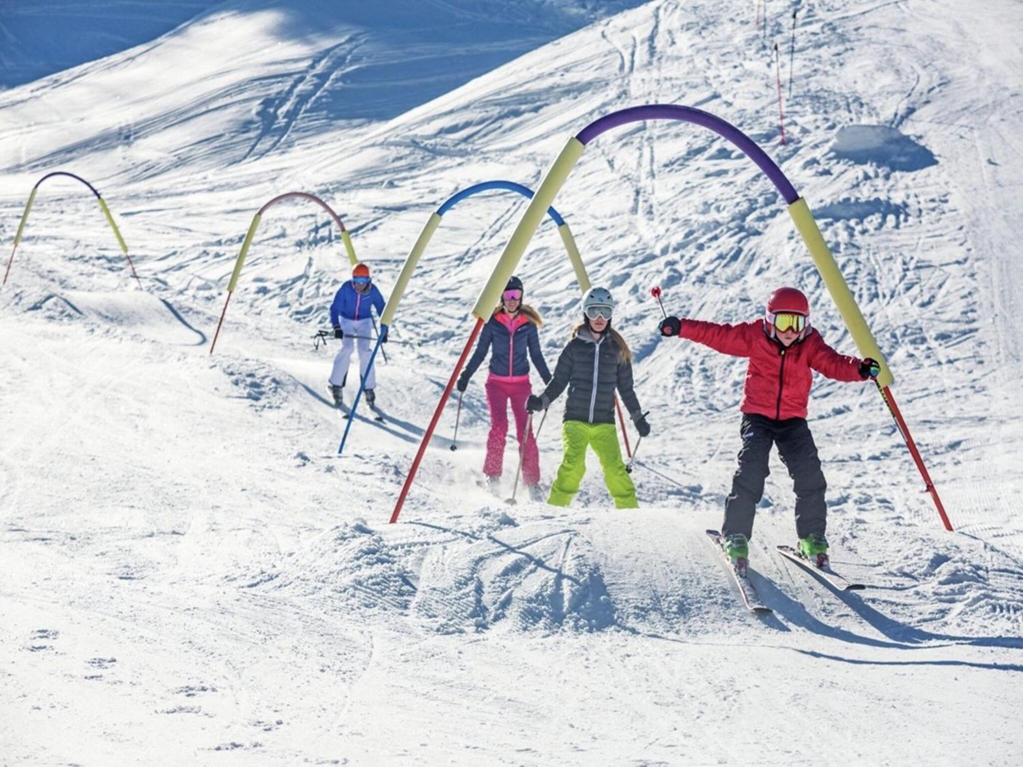 Apartament Luxury Penthouse With Balcony Ski Storage Carport Lift Brixen im Thale Zewnętrze zdjęcie